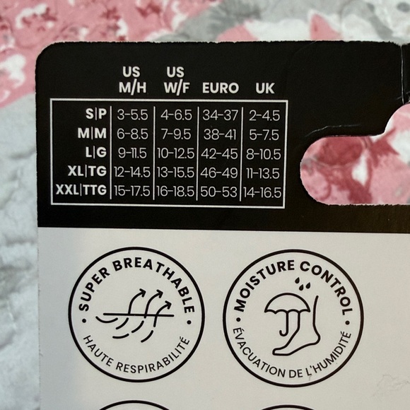 Smartwool Everyday Unisex Merino Socks - Red and Black - Picture 3 of 4